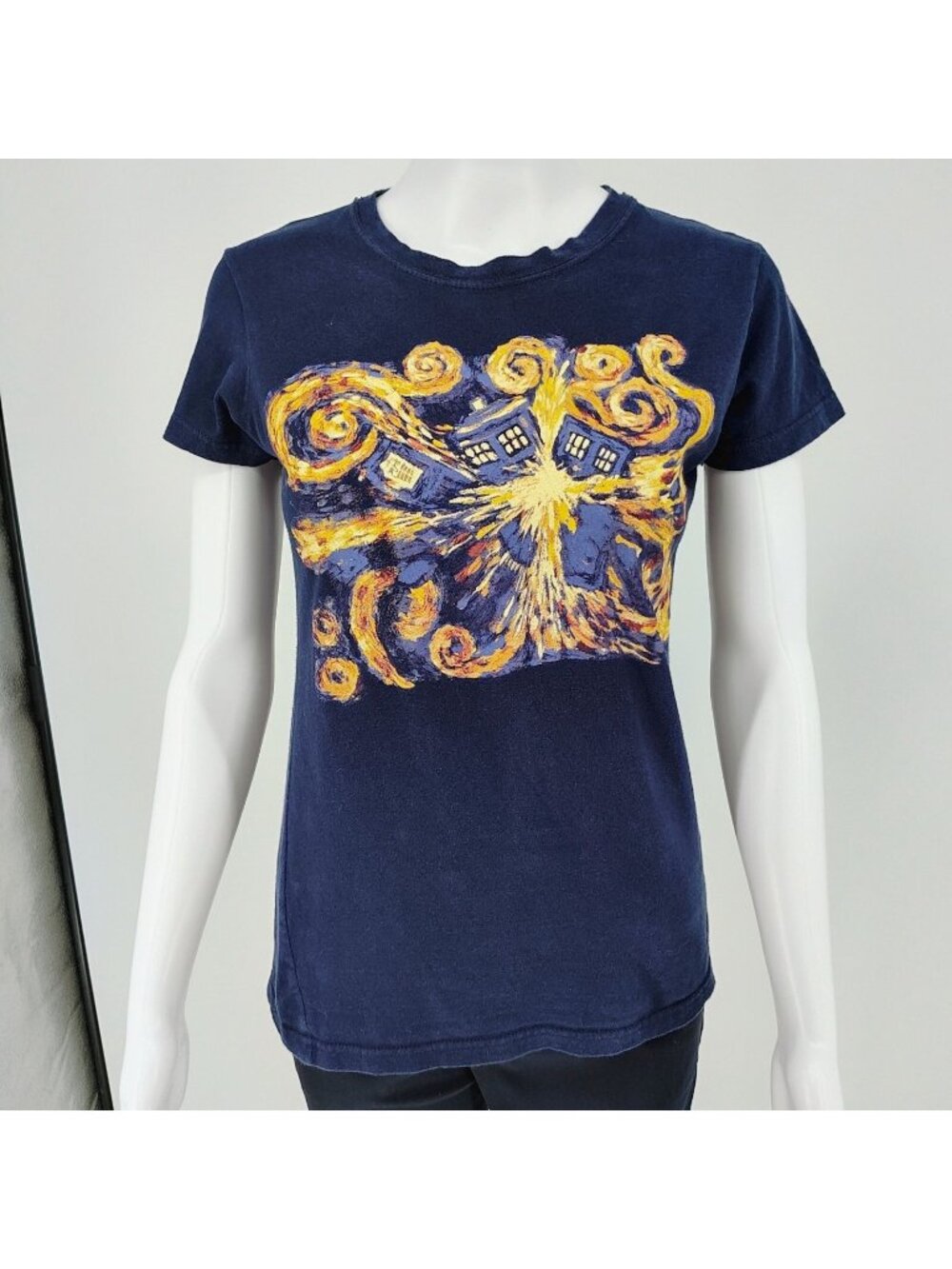 Ripple Junction Women's Doctor Who Tardis Van Gogh Oil Painting T-Shirt (M)
